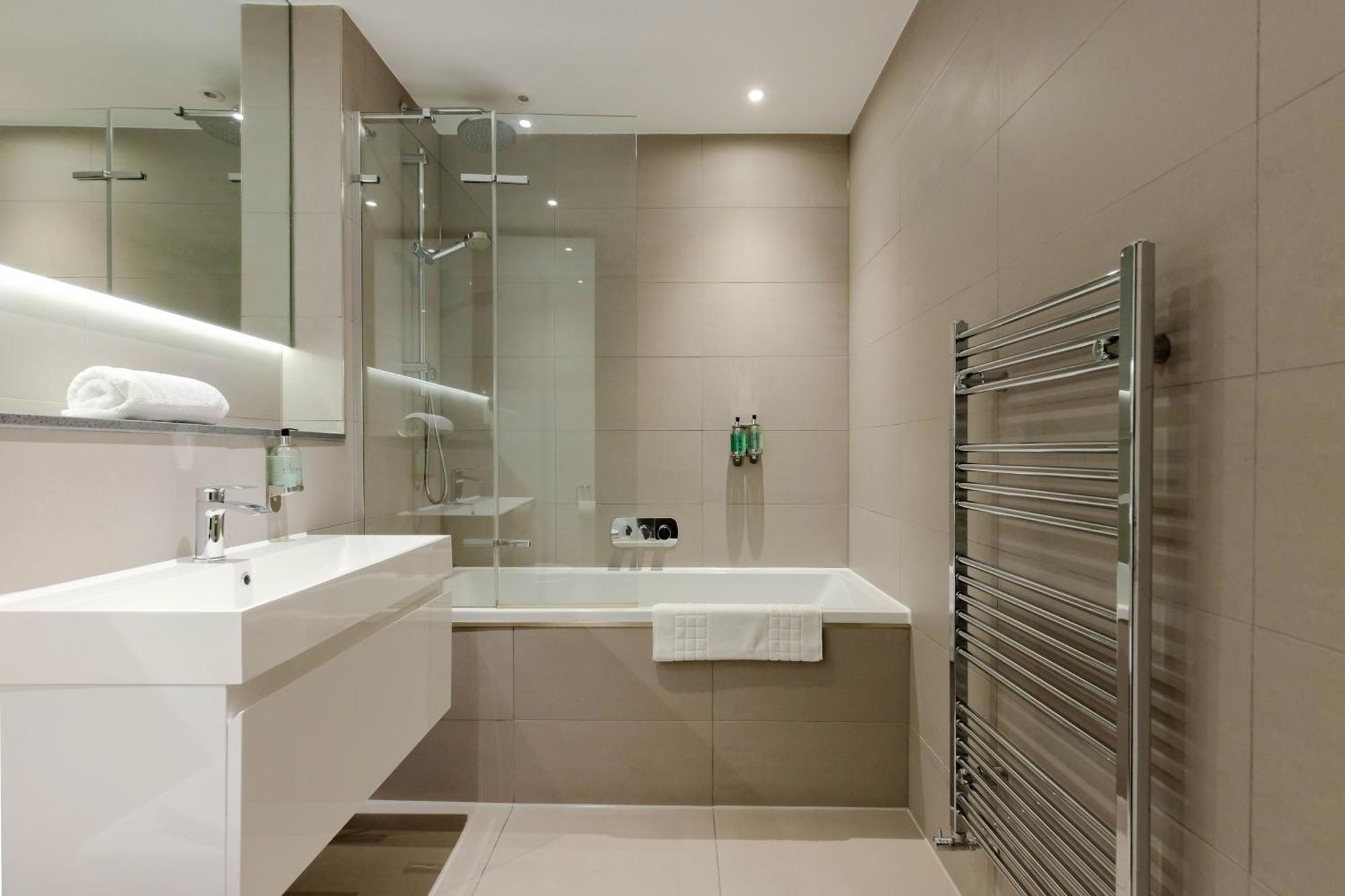 Dragon Suites - Edinburgh City Centre 1 Bed Apartment Edimburgo Exterior foto